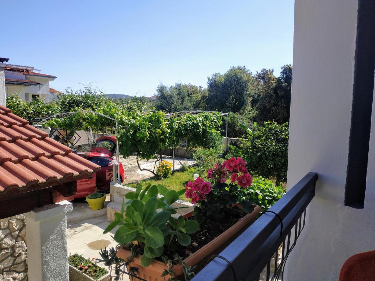 Apartment Lavanda Nova Razanj Exterior photo