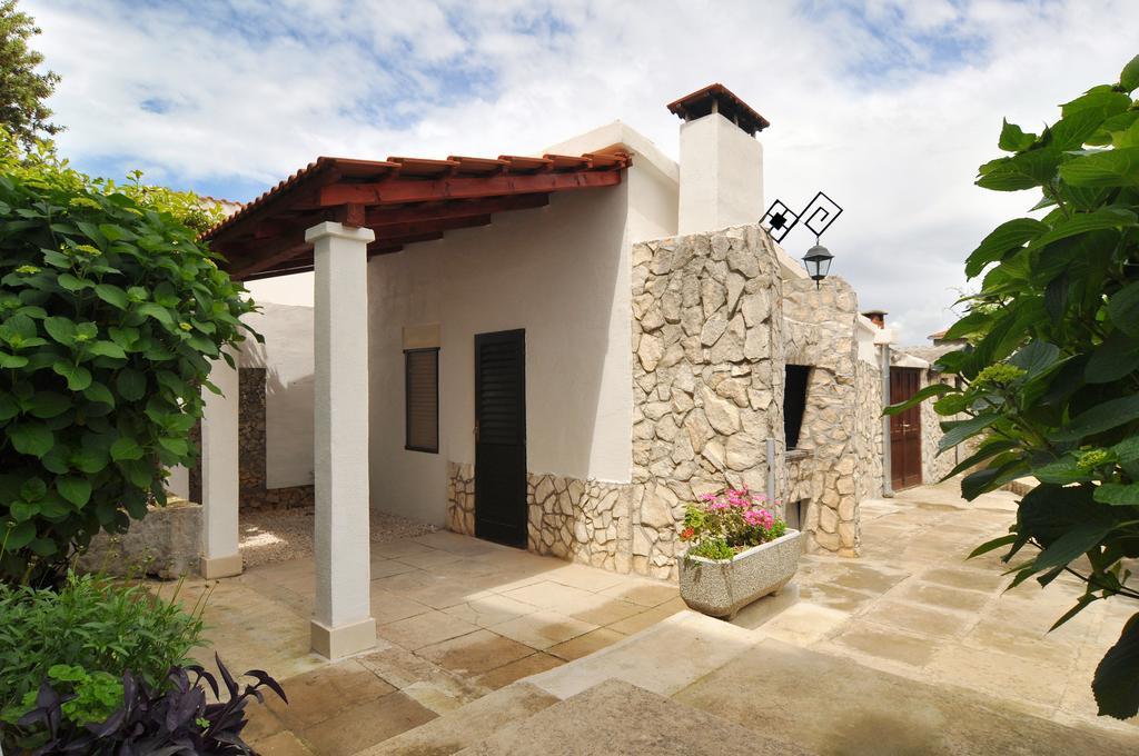 Apartment Lavanda Nova Razanj Exterior photo
