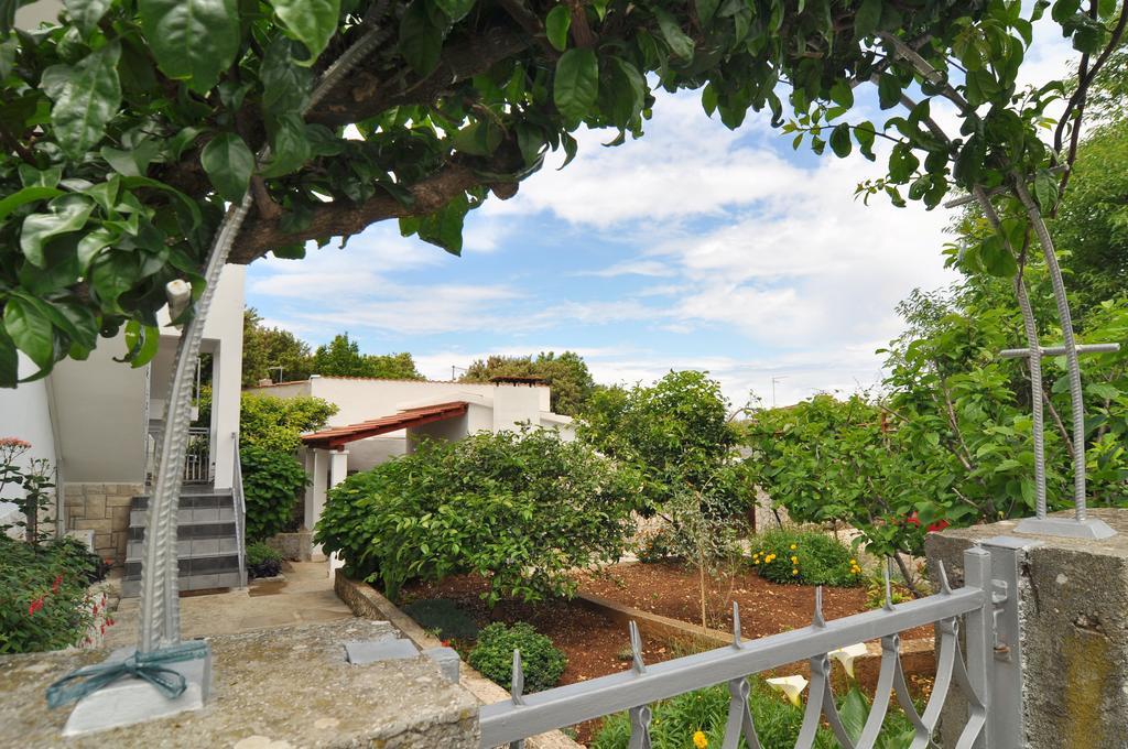 Apartment Lavanda Nova Razanj Exterior photo